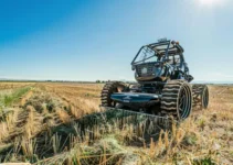 Desbrozadora autopropulsada, eficiencia y autonomía para el cuidado de tu campo